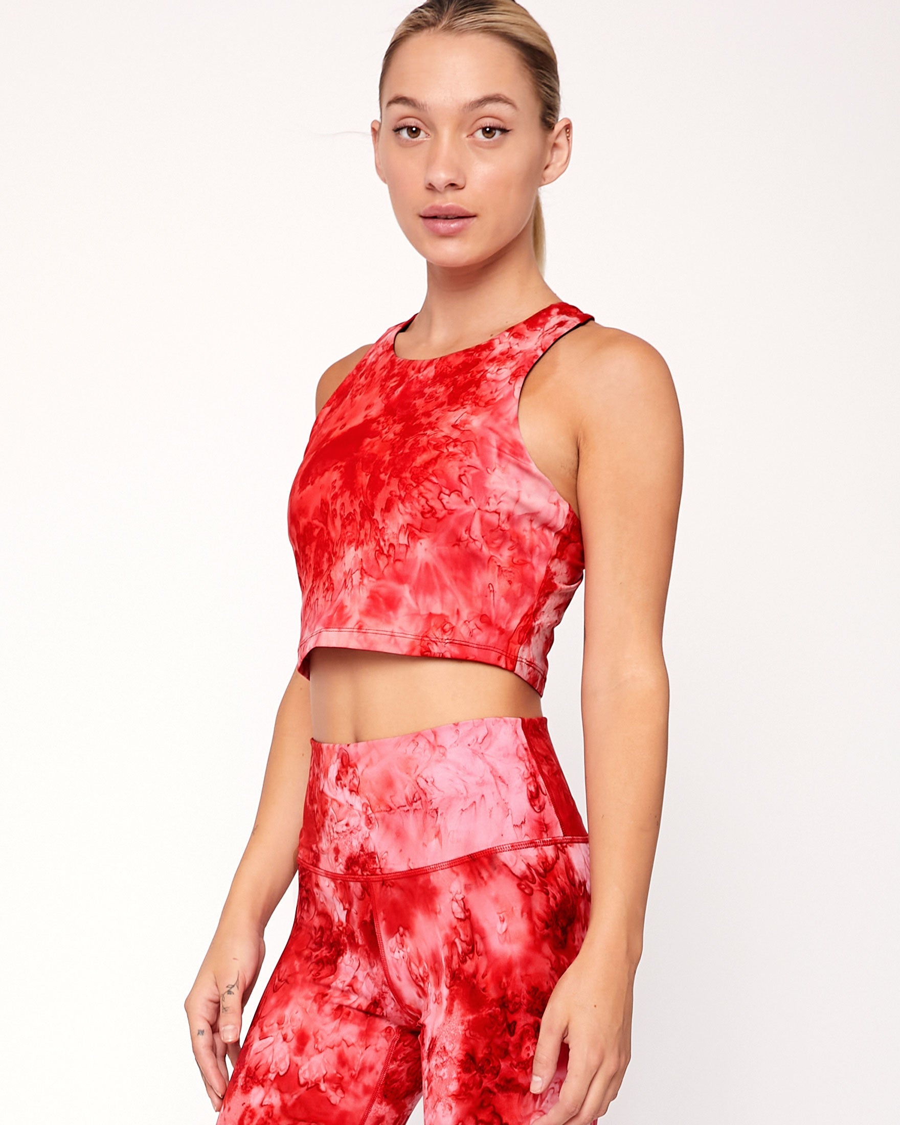 Moment Marble Dye High Neck Crop Bra